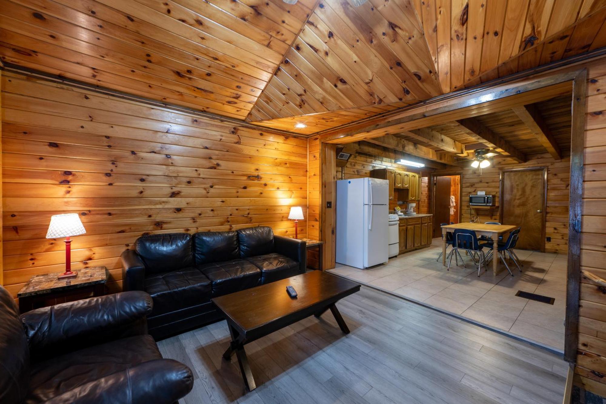 Depe Dene Lakeside Resort Lac George Extérieur photo