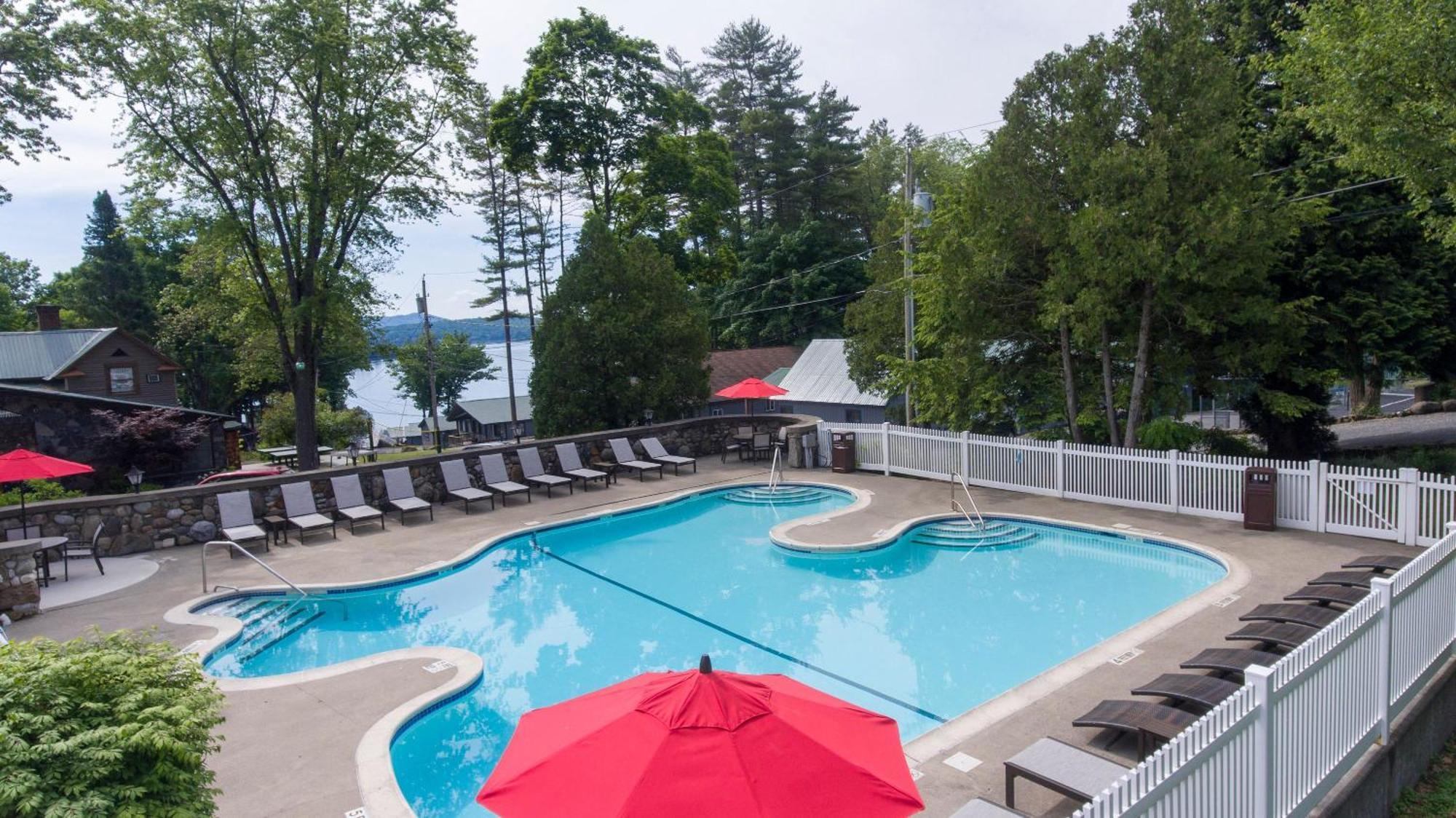 Depe Dene Lakeside Resort Lac George Extérieur photo